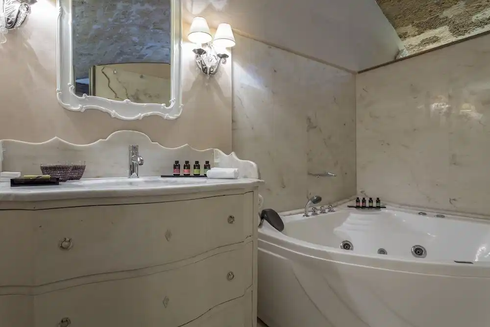 Casa Delfino Hotel & Spa - Small Luxury Hotels of the World — Hotel rooms in Chania