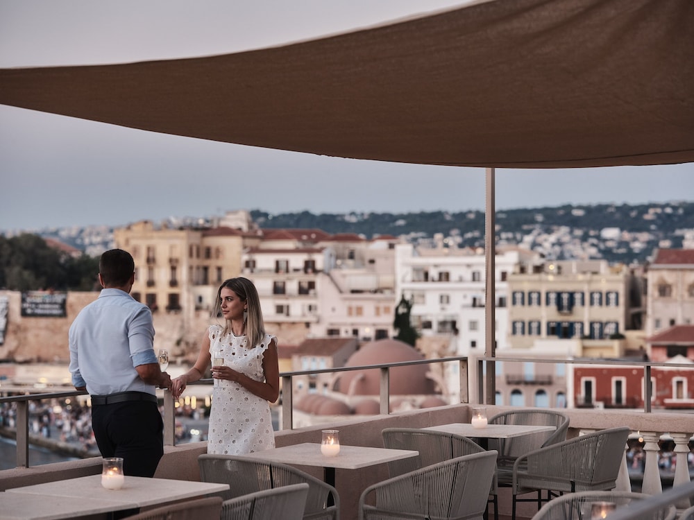 Casa Delfino Hotel & Spa - Small Luxury Hotels of the World — Restaurant & bars in Chania