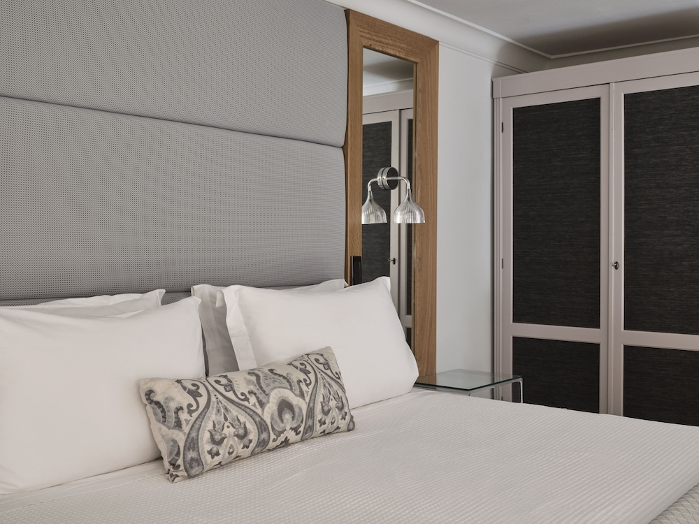Casa Delfino Hotel & Spa - Small Luxury Hotels of the World — Hotel rooms in Chania