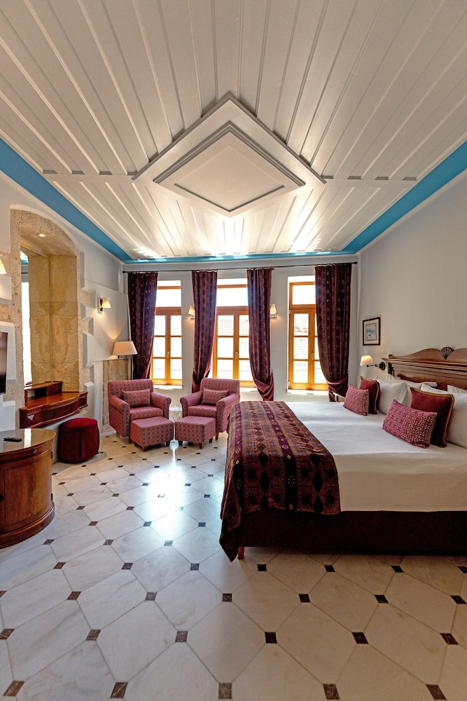 Casa Delfino Hotel & Spa - Small Luxury Hotels of the World — Hotel rooms in Chania