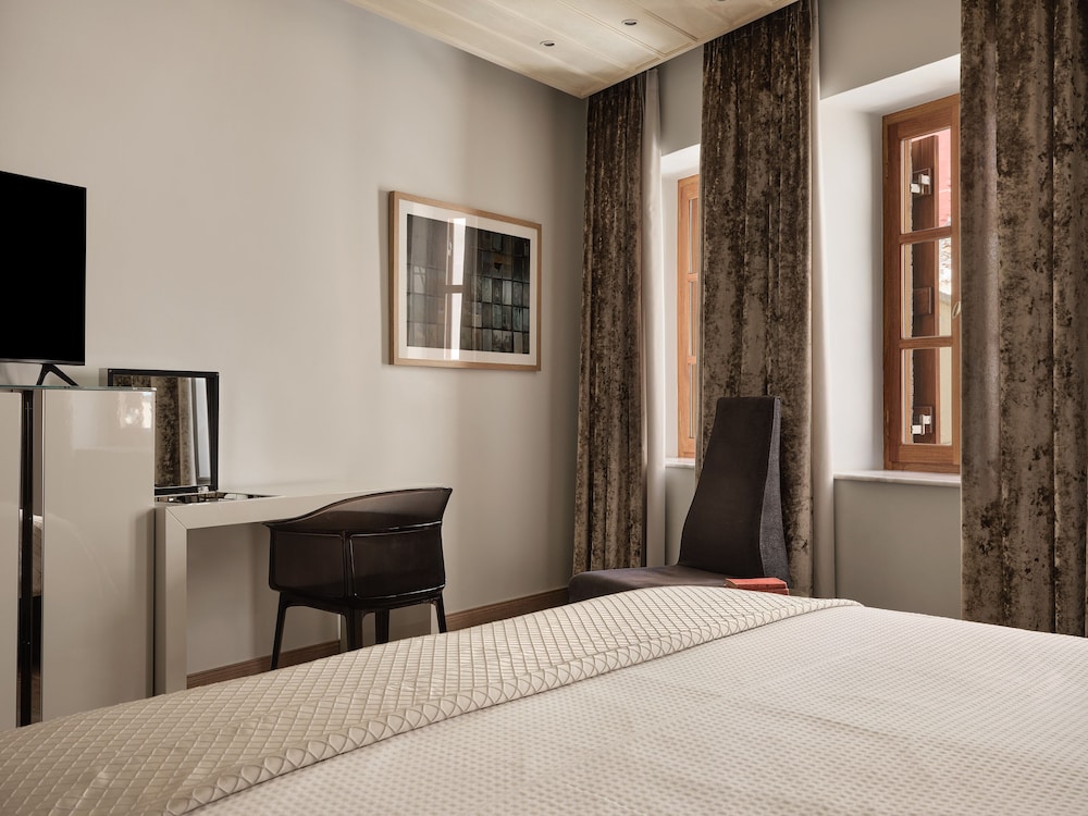 Casa Delfino Hotel & Spa - Small Luxury Hotels of the World — Hotel rooms in Chania