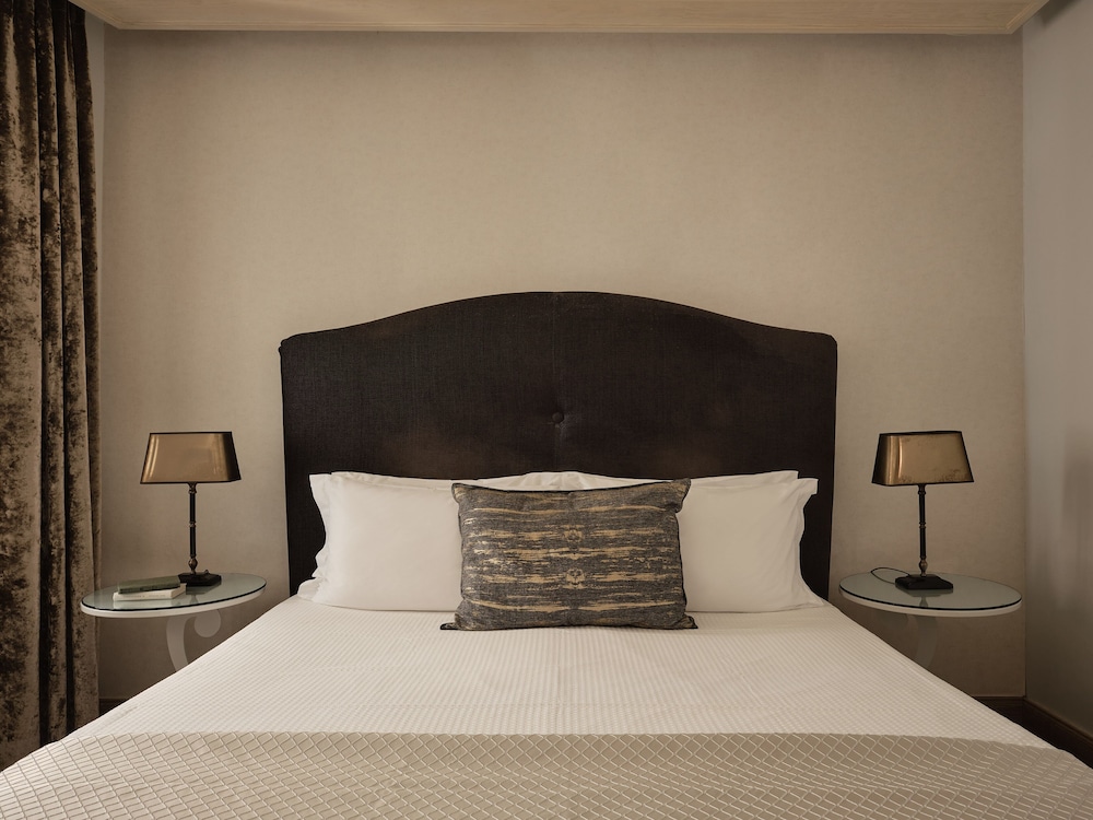 Casa Delfino Hotel & Spa - Small Luxury Hotels of the World — Hotel rooms in Chania