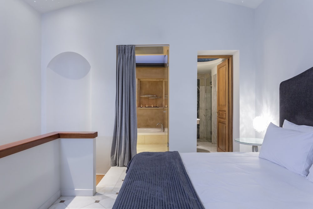 Casa Delfino Hotel & Spa - Small Luxury Hotels of the World — Hotel rooms in Chania