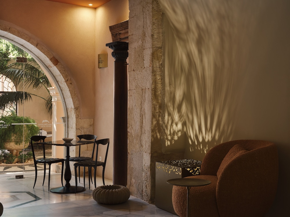 Casa Delfino Hotel & Spa - Small Luxury Hotels of the World — Restaurant & bars in Chania