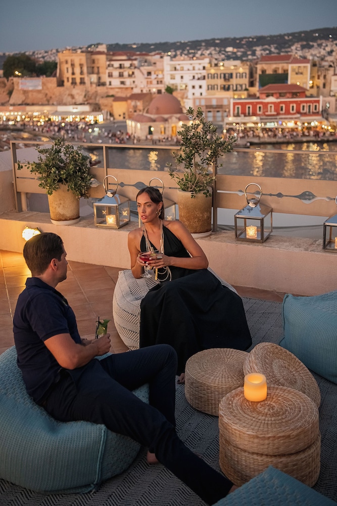 Casa Delfino Hotel & Spa - Small Luxury Hotels of the World — Restaurant & bars in Chania