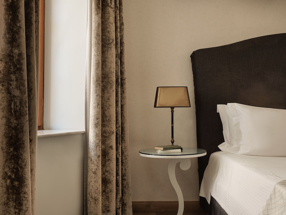 Casa Delfino Hotel & Spa - Small Luxury Hotels of the World — Hotel rooms in Chania