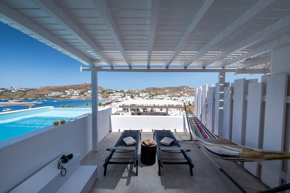 Deliades Mykonos — Hotel rooms in Ornos, South Aegean
