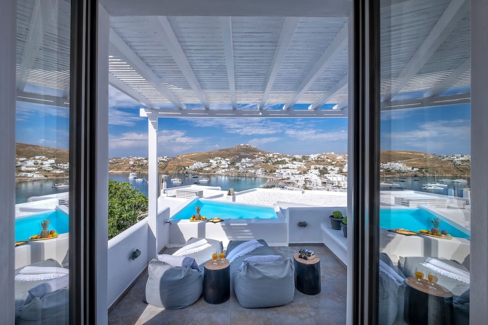 Deliades Mykonos — Hotel rooms in Ornos, South Aegean