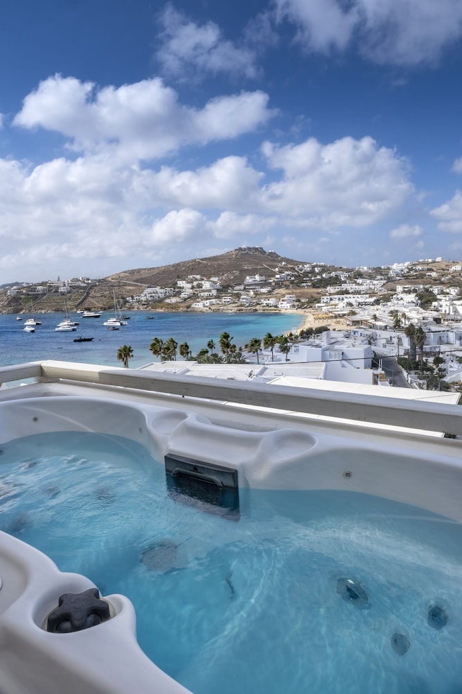 Deliades Mykonos — Spa in Ornos, South Aegean