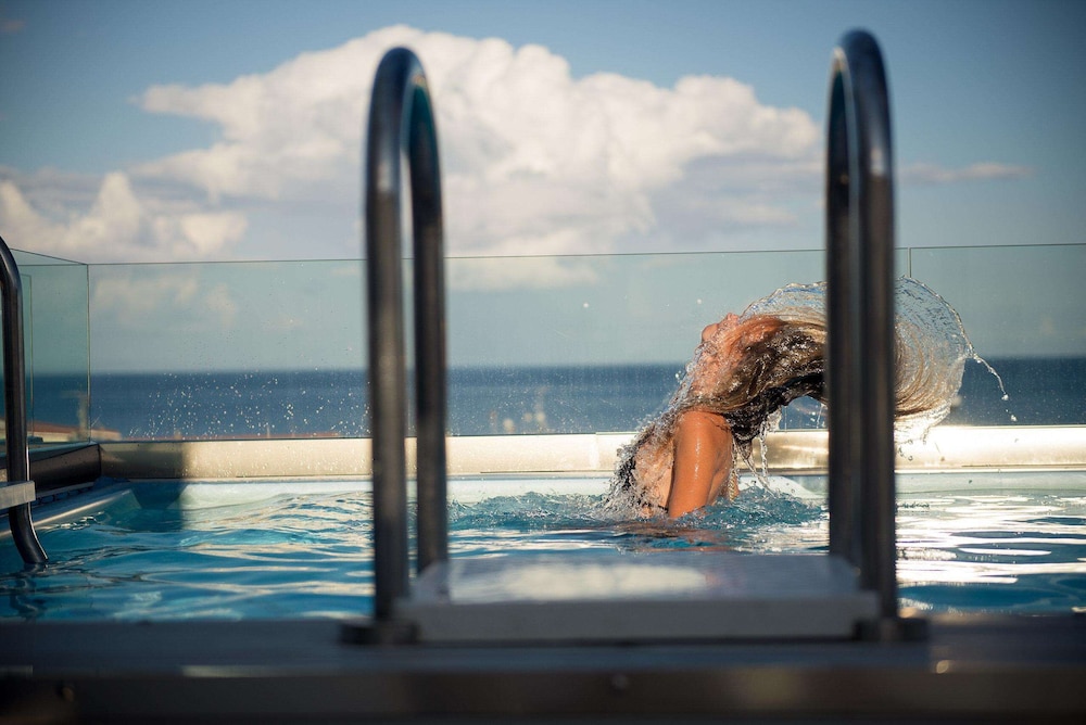 Diana Hotel — Swimming pool in Zante Town, Ionian Islands
