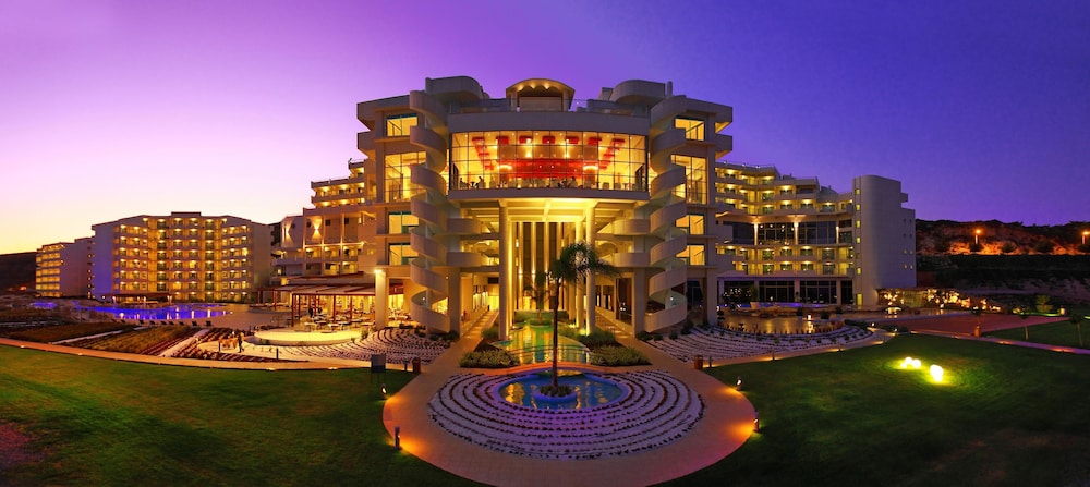 Elysium Resort & Spa - zdjęcie 2