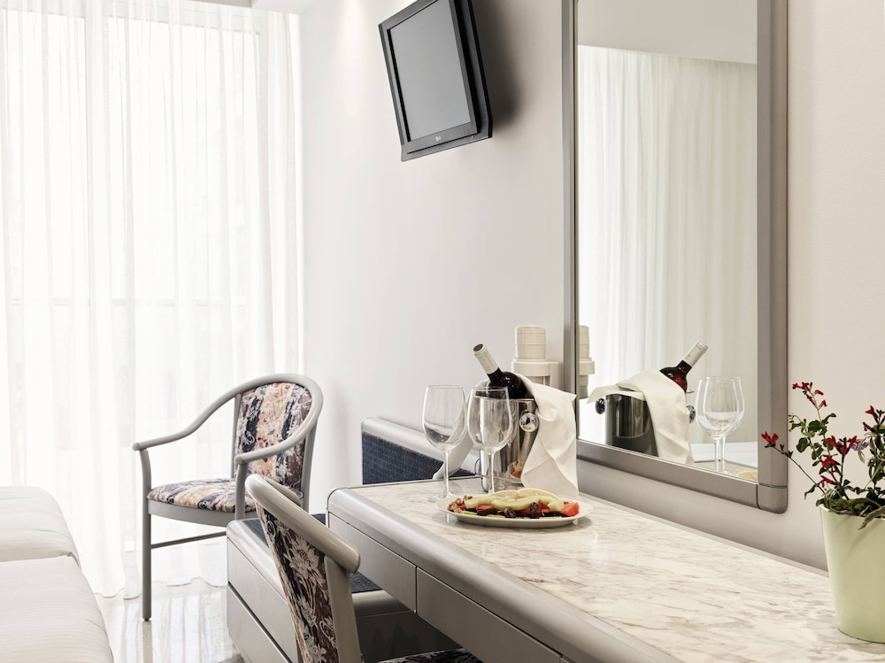 Esperia City Hotel — Hotel rooms in Rhodes Town, South Aegean