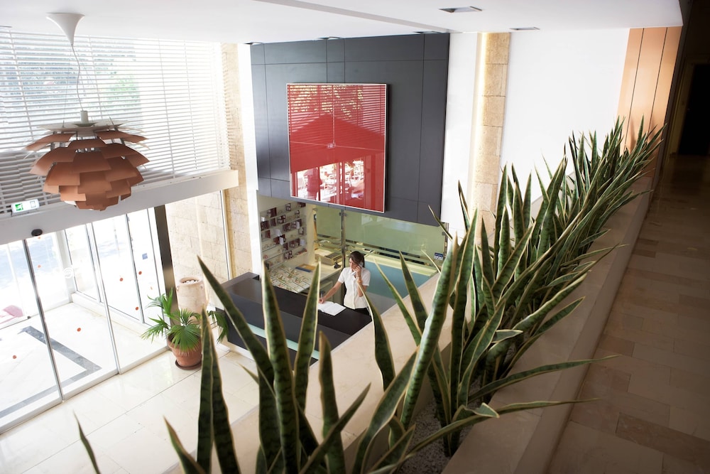 Esperia City Hotel — Hotel building in Rhodes Town, South Aegean