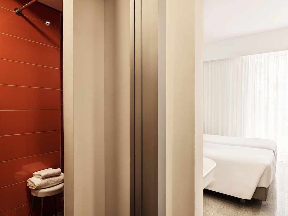 Esperia City Hotel — Hotel rooms in Rhodes Town, South Aegean
