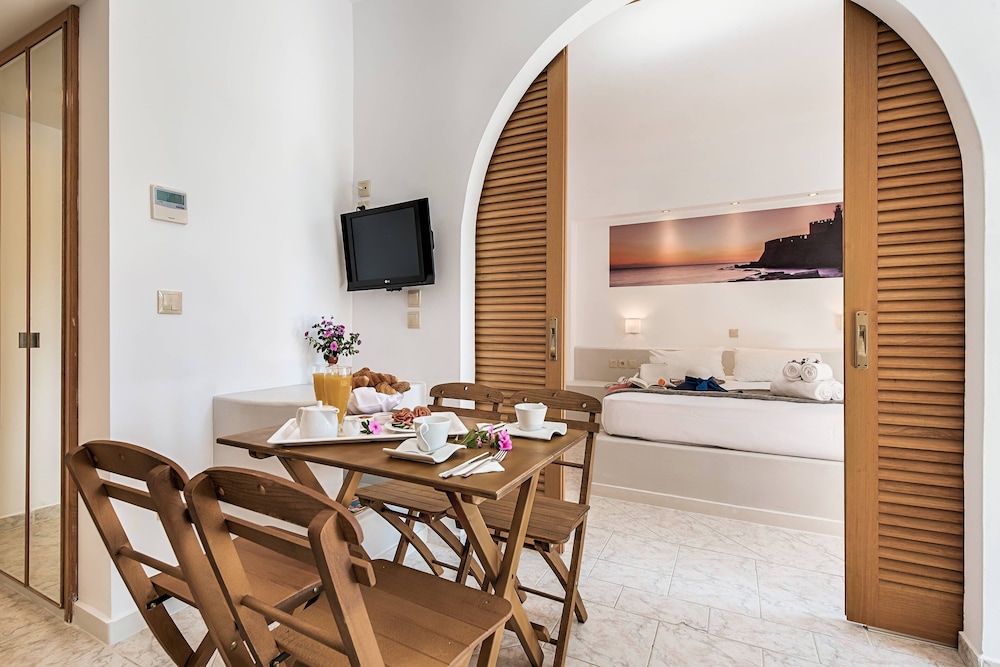 Esperia City Hotel — Hotel rooms in Rhodes Town, South Aegean