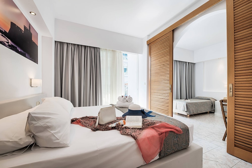 Esperia City Hotel — Hotel rooms in Rhodes Town, South Aegean