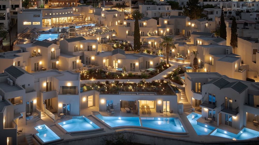 Galaxy Suites Boutique Resort — Hotel building in Hersonissos