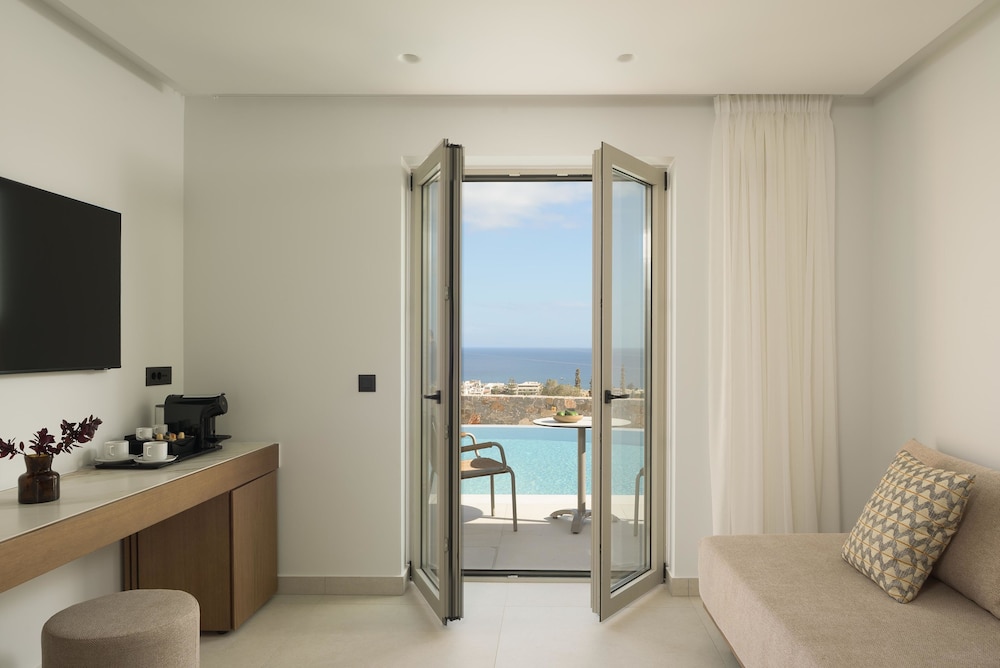 Galaxy Suites Boutique Resort — Hotel rooms in Hersonissos