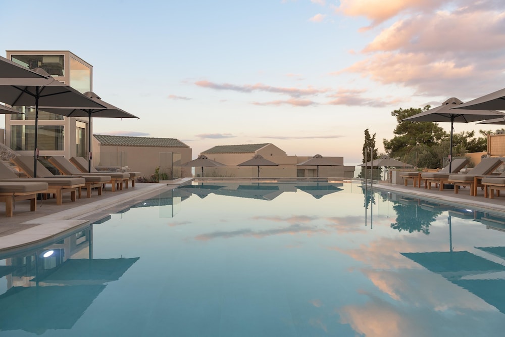 Galaxy Suites Boutique Resort — Main photo in Hersonissos