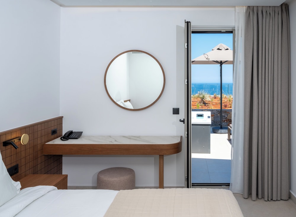 Galaxy Suites Boutique Resort — Hotel rooms in Hersonissos