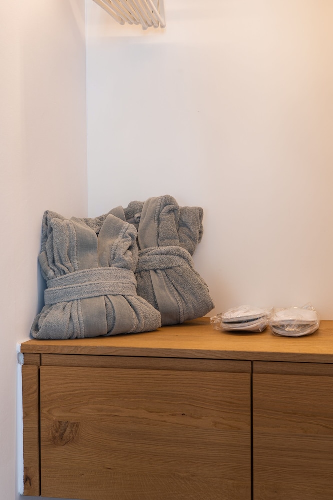 Harmony Boutique Hotel — Hotel rooms in Mykonos Town, South Aegean