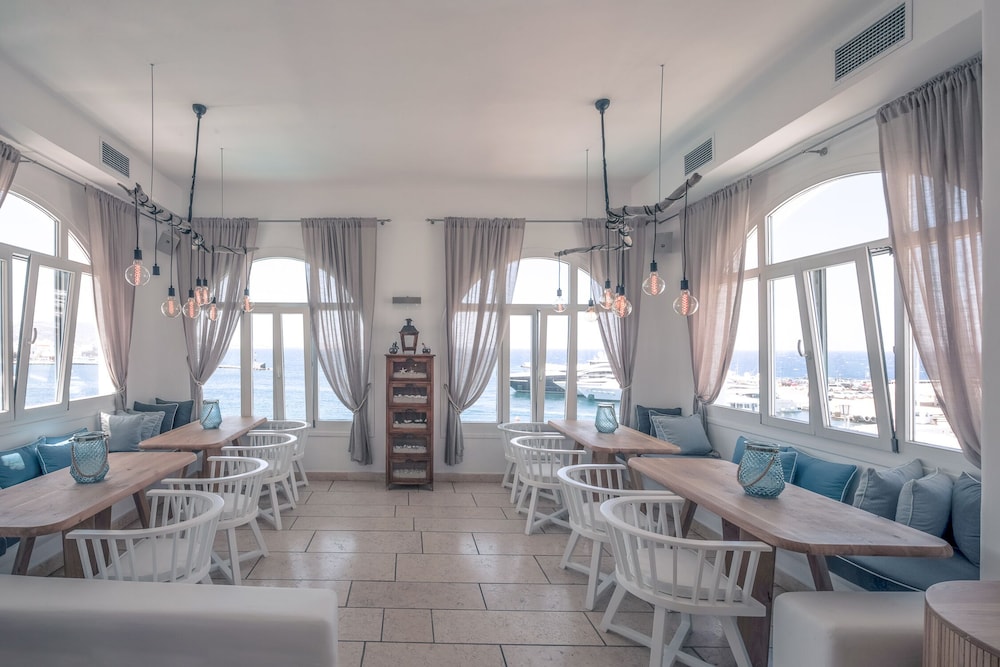 Harmony Boutique Hotel — Restaurant & bars in Mykonos Town, South Aegean