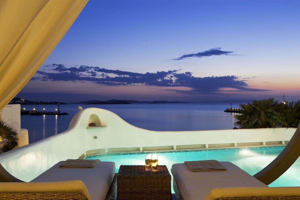 Harmony Boutique Hotel — Swimming pool in Mykonos Town, South Aegean