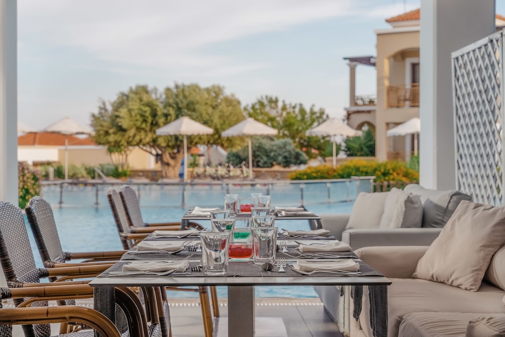Lindos Imperial Resort & Spa — Restaurant & bars in Kiotari, South Aegean