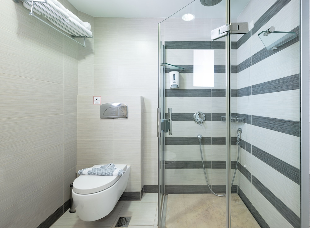 Iolida Beach by Smile Hotels — Hotel rooms in Chania
