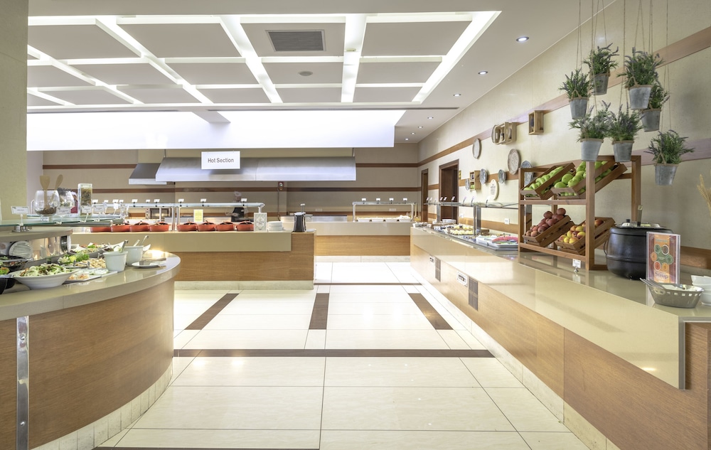 Iolida Beach by Smile Hotels — Restaurant & bars in Chania