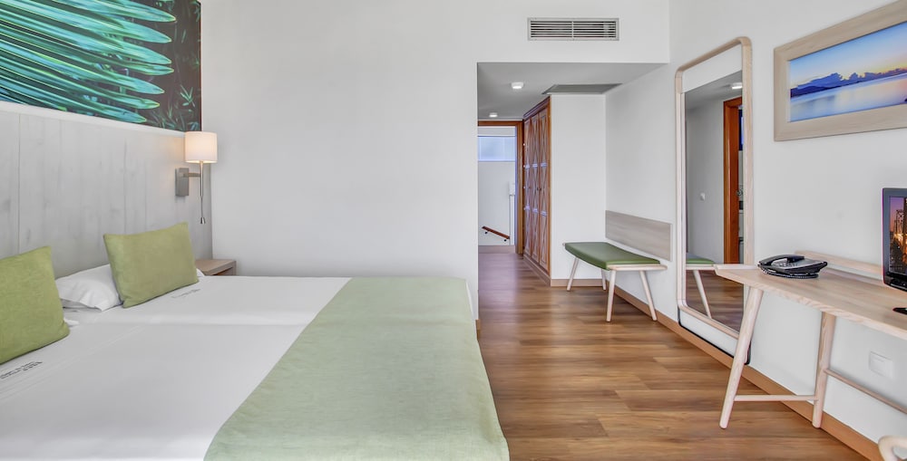Apartamentos Garden & Sea Boutique Lodging by LIVVO — Hotel rooms in Esquinzo, Canary Islands