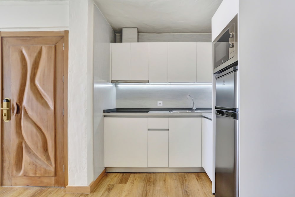 Apartamentos Garden & Sea Boutique Lodging by LIVVO — Hotel rooms in Esquinzo, Canary Islands