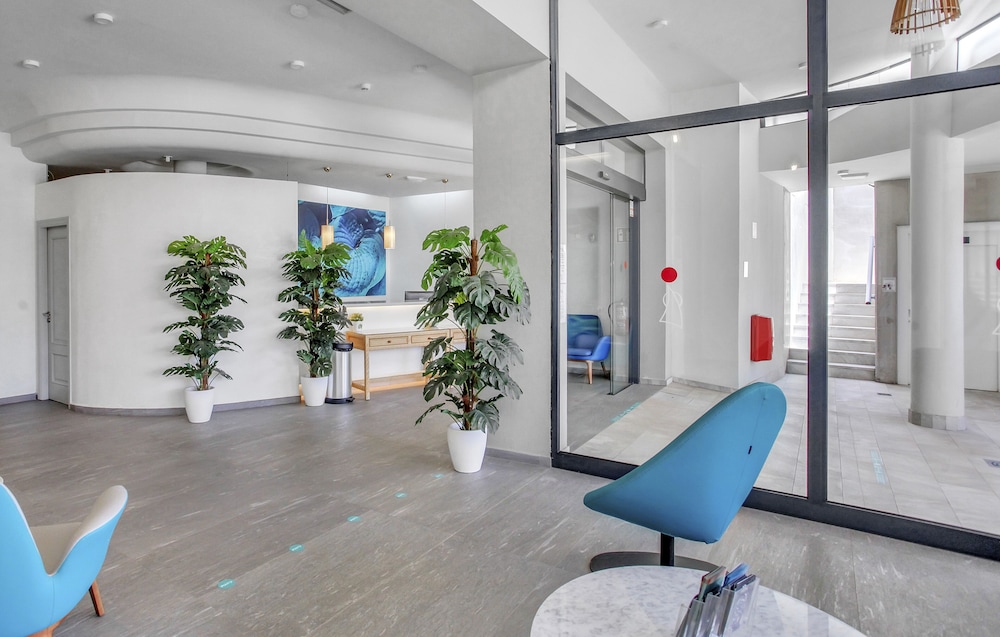 Apartamentos Garden & Sea Boutique Lodging by LIVVO — Hotel building in Esquinzo, Canary Islands