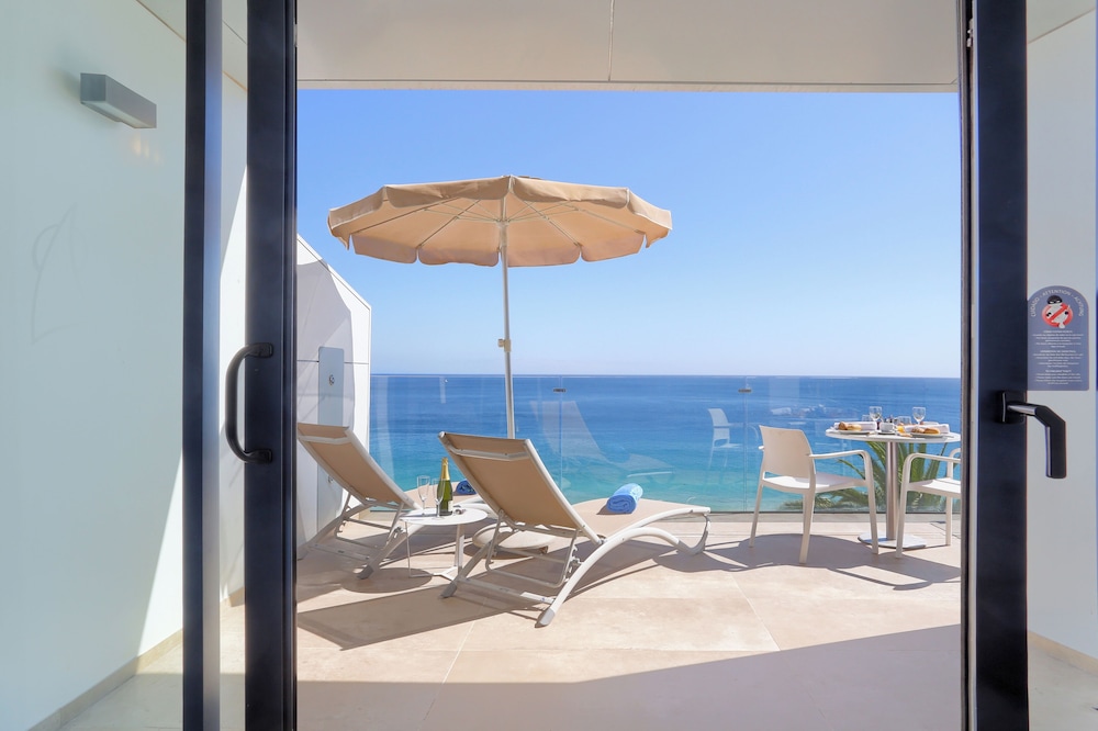 Apartamentos Garden & Sea Boutique Lodging by LIVVO — Hotel rooms in Esquinzo, Canary Islands