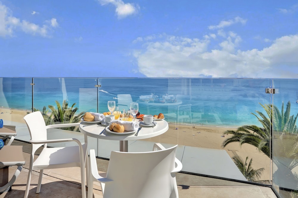 Apartamentos Garden & Sea Boutique Lodging by LIVVO — Beach in Esquinzo, Canary Islands