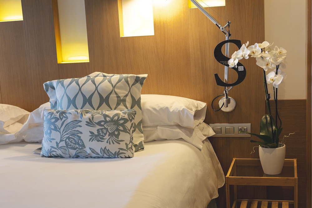 Pure Salt Garonda - Adults Only — Hotel rooms in Playa de Palma, Balearic Islands