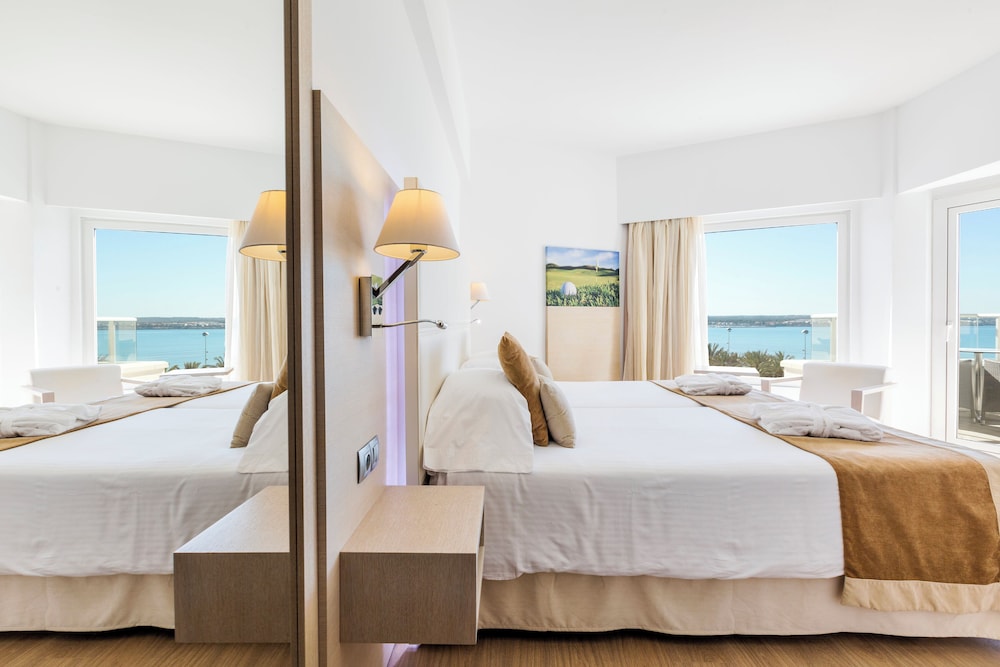 Pure Salt Garonda - Adults Only — Hotel rooms in Playa de Palma, Balearic Islands