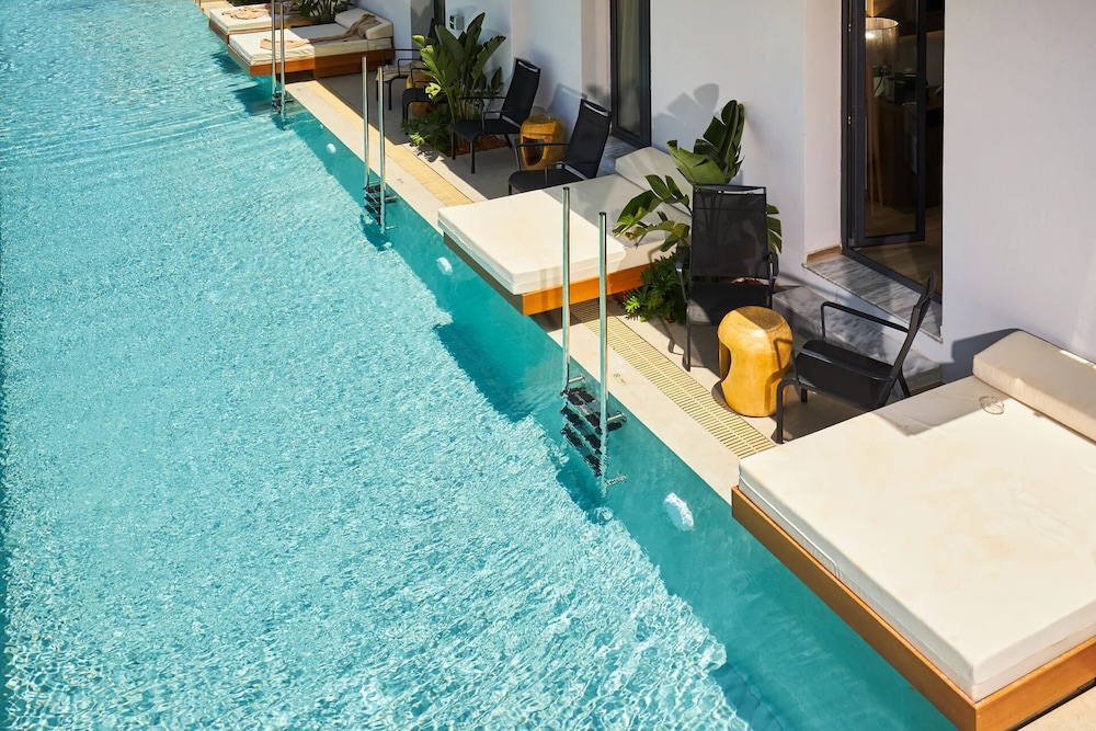 Sentido Kyknos Beach Adults Only - All inclusive — Swimming pool in Malia
