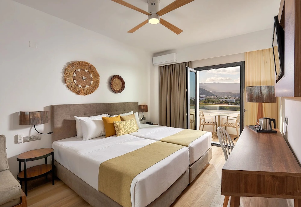 Sentido Kyknos Beach Adults Only - All inclusive — Hotel rooms in Malia