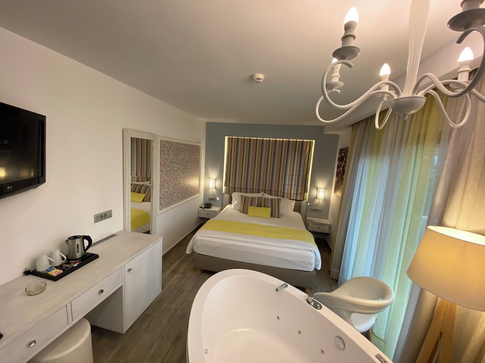 Sentido Kyknos Beach Adults Only - All inclusive — Hotel rooms in Malia