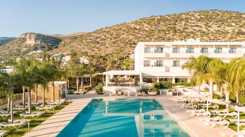 Sentido Kyknos Beach Adults Only - All inclusive — Swimming pool in Malia