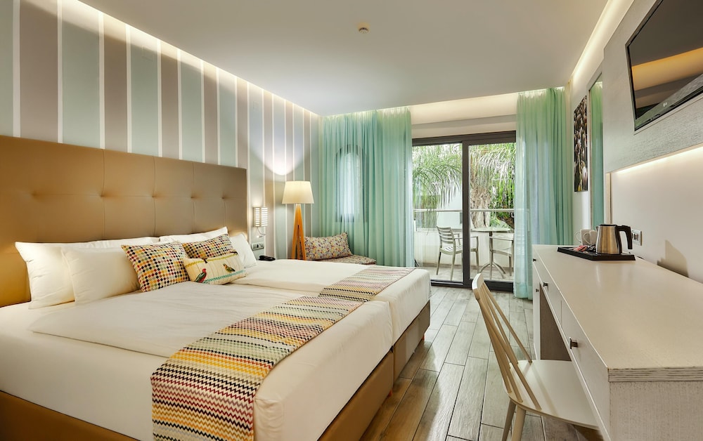 Sentido Kyknos Beach Adults Only - All inclusive — Hotel rooms in Malia