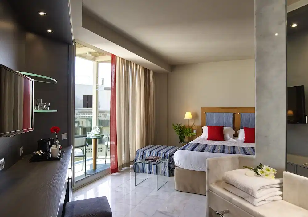Kyma Suites Beach Hotel — Hotel rooms in Rethymnon