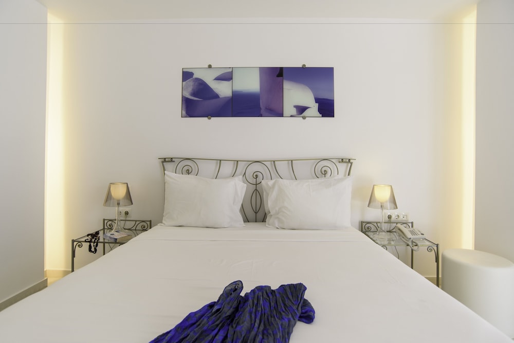 La Mer Deluxe Hotel & Spa - Adults only — Hotel rooms in Kamari, South Aegean