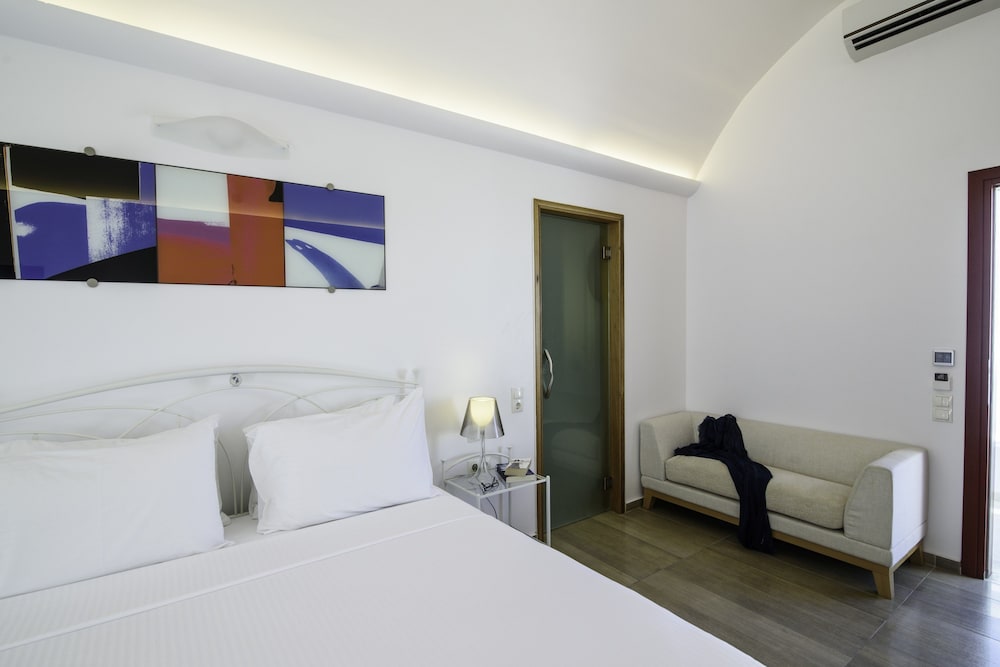 La Mer Deluxe Hotel & Spa - Adults only — Hotel rooms in Kamari, South Aegean