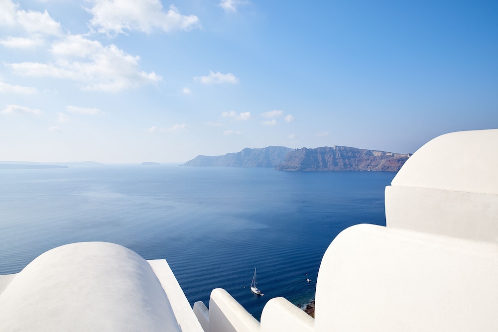 La Perla Villas and Suites - Adults Only — Attractions in the area in Oia, South Aegean