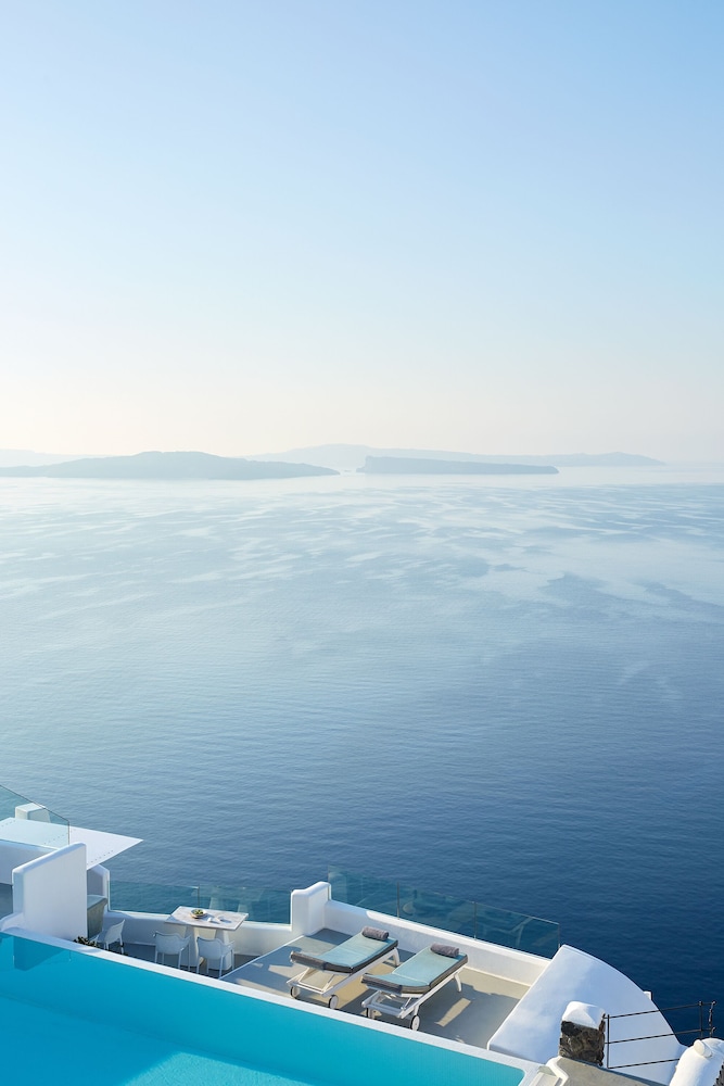 La Perla Villas and Suites - Adults Only — Attractions in the area in Oia, South Aegean