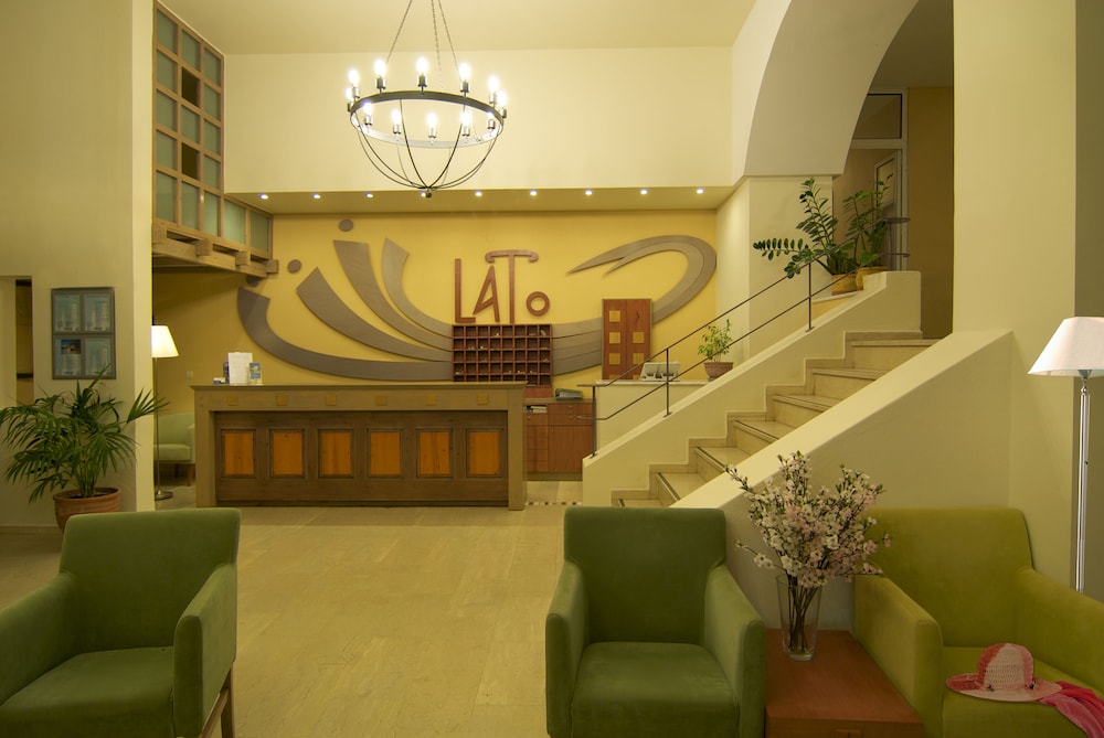 Lato Hotel — Hotel building in Ammoudara (Agios Nikolaos)