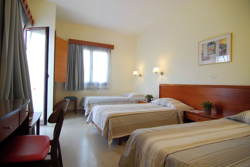 Lato Hotel — Hotel rooms in Ammoudara (Agios Nikolaos)