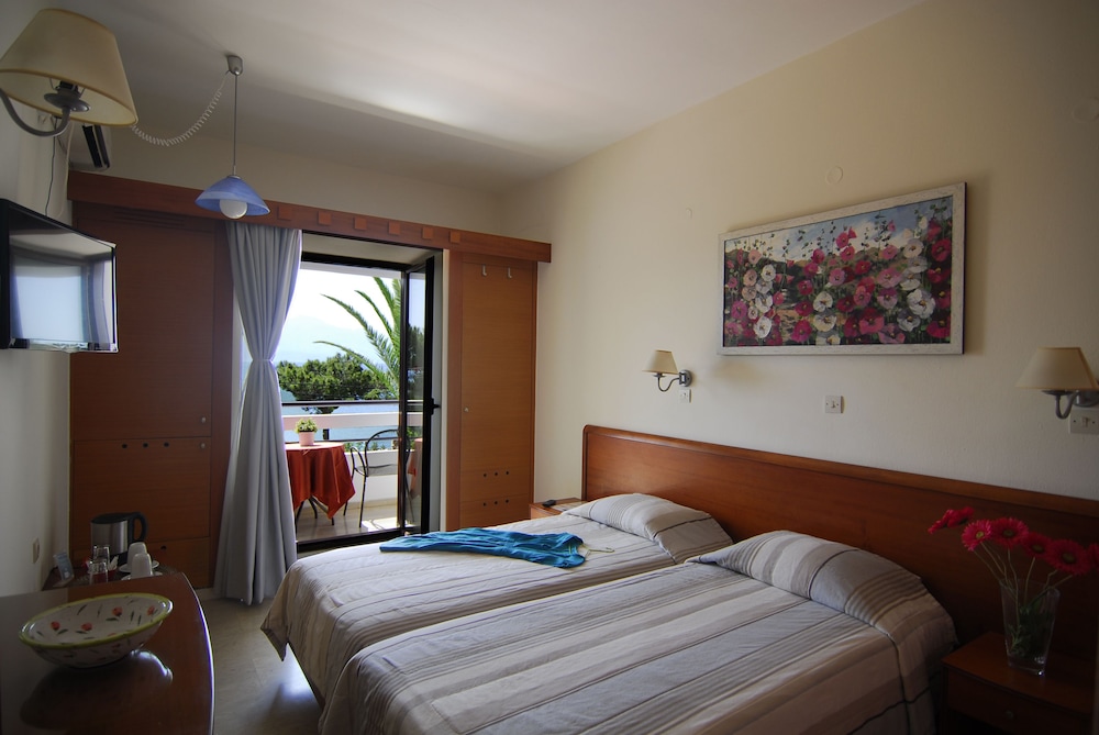 Lato Hotel — Hotel rooms in Ammoudara (Agios Nikolaos)